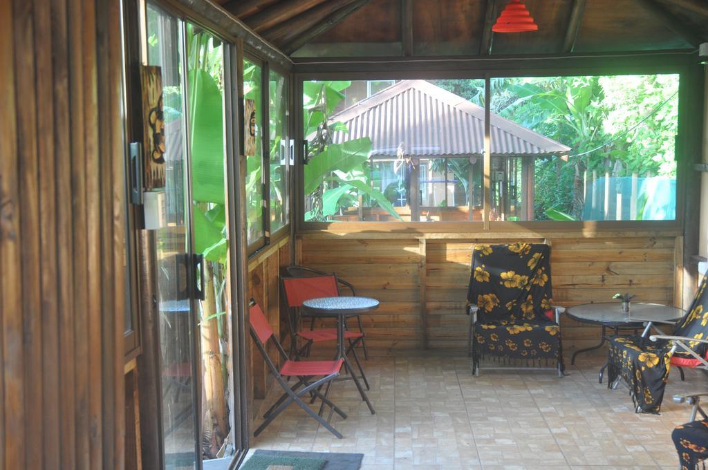 Отель Cabanas Anakena Ханга-Роа Экстерьер фото